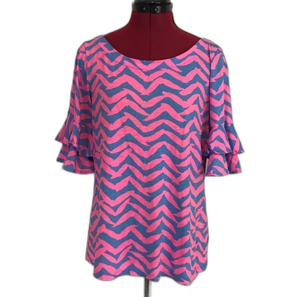 Lilly Pulitzer Lula Top Size Medium Pink & Blue Ruffle Sleeve Got Lucky Print - Picture 9 of 12